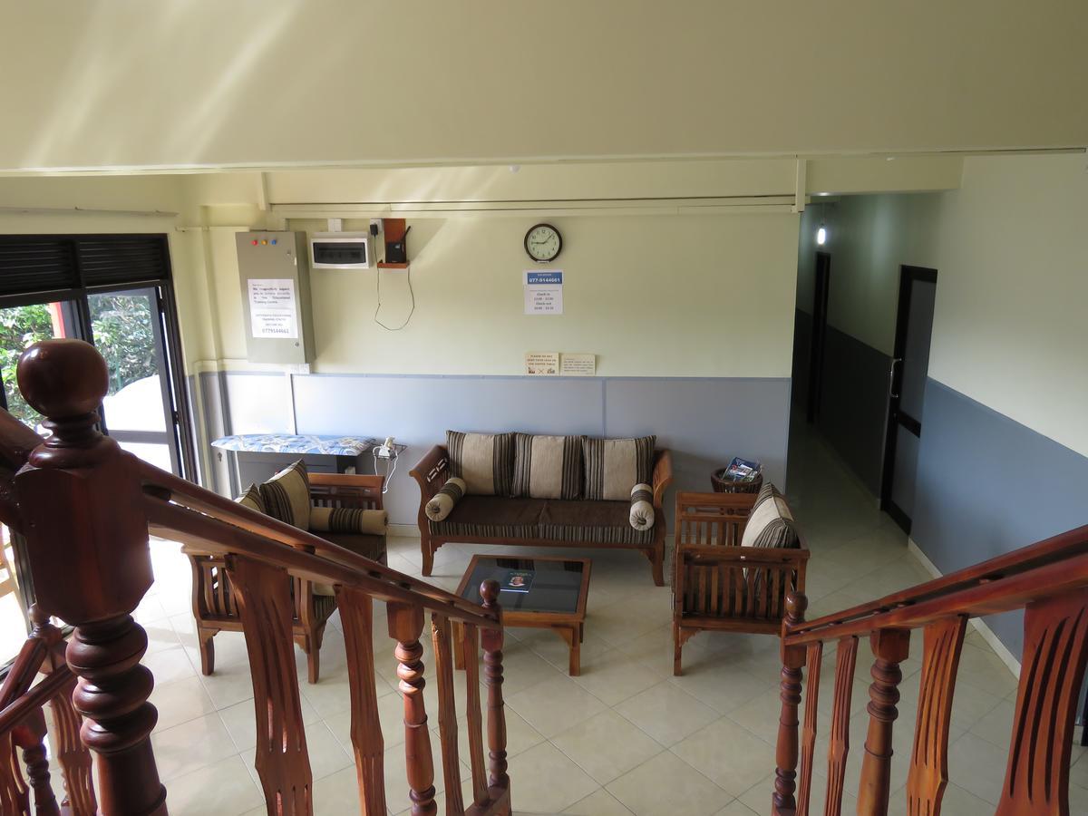 สัตโยทัย เรสซิเดนซ์ Bed & Breakfast แคนดี้ ภายนอก รูปภาพ