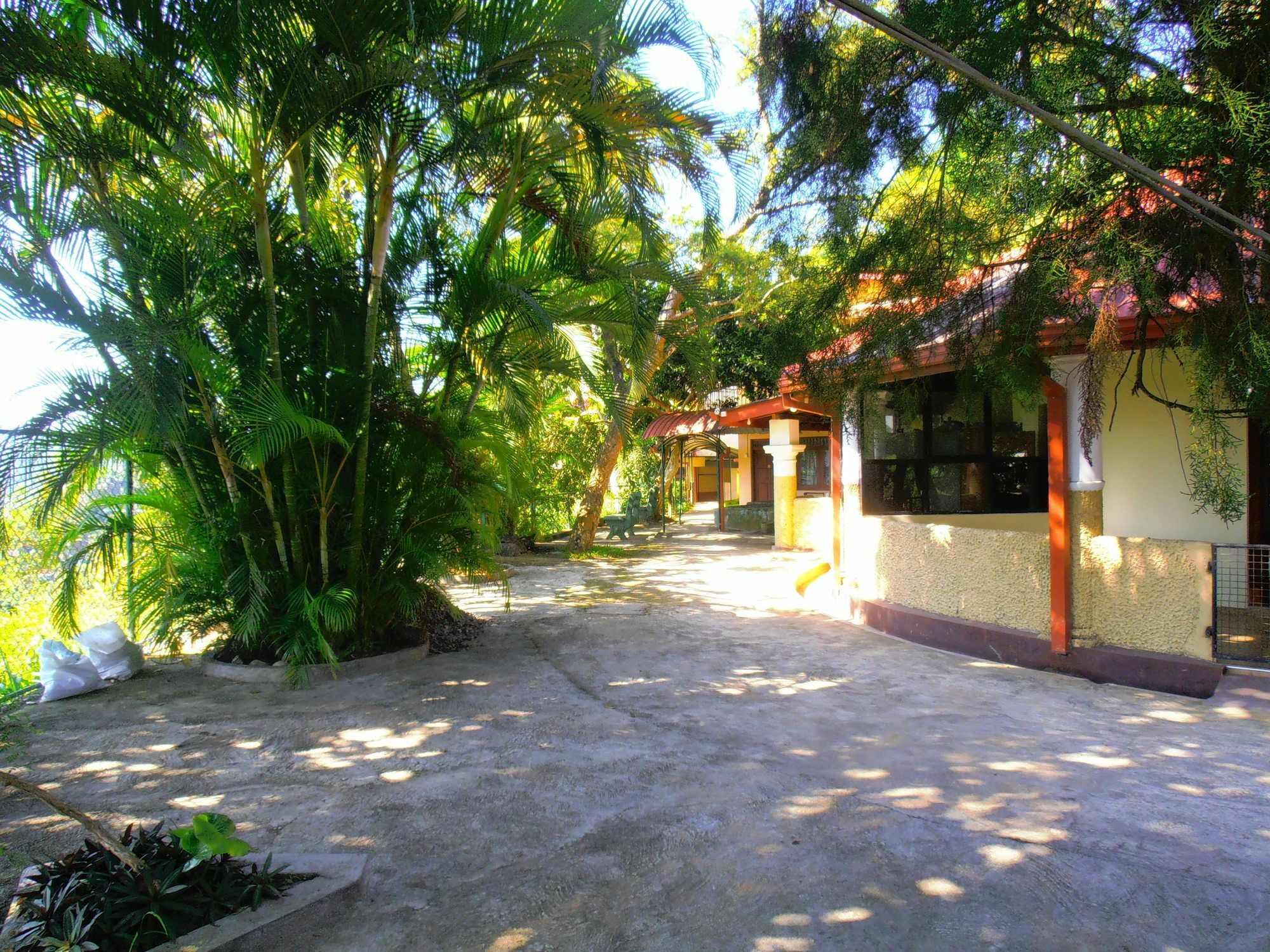 สัตโยทัย เรสซิเดนซ์ Bed & Breakfast แคนดี้ ภายนอก รูปภาพ